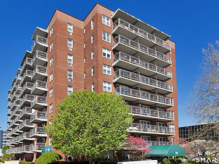 700 Summer St #6C — Photo 1