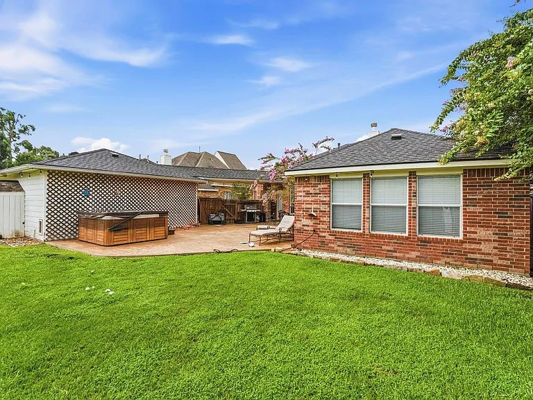 27730 Geneva Hills Ln — Photo 10