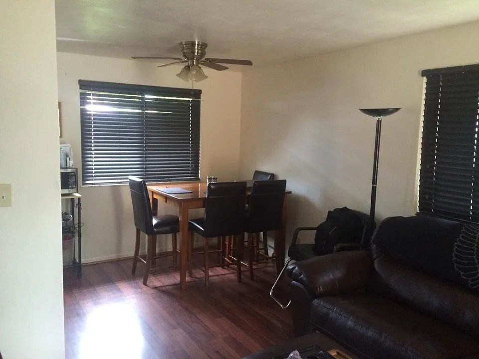 929 Cottage Ave
