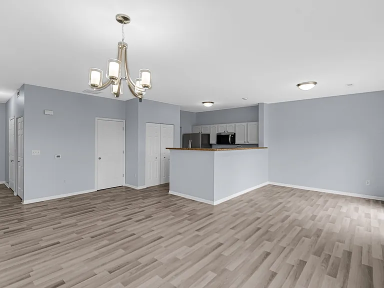 7627 E 112th Ave — Photo 11