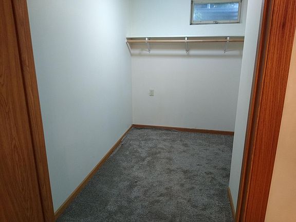 Walk in closet