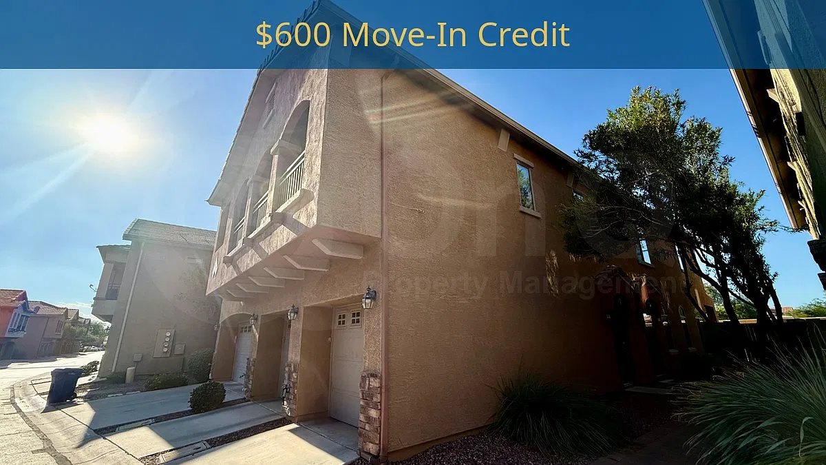 2 bed, 2.5 bath, 1086 sqft, $1,575 — Photo 1