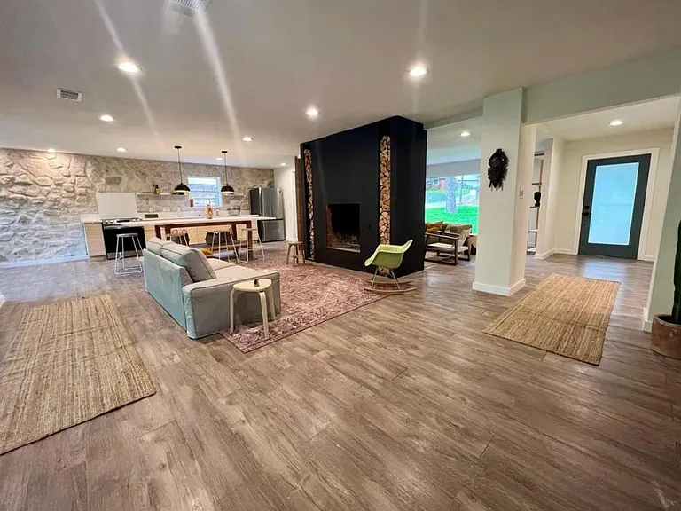 211 Mill Creek Dr — Photo 12