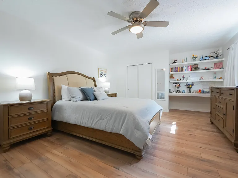 2115 Tesoro Pl #4 — Photo 2