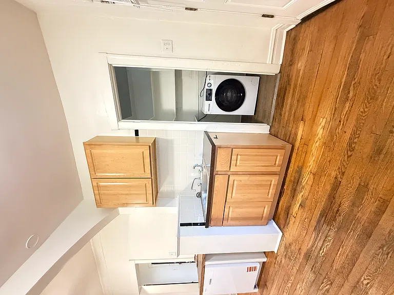 3235 W Dickens Ave #2 — Photo 5