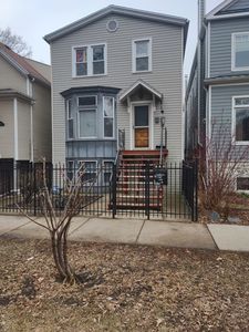 2143 W Berteau Ave, Chicago, IL, 60618