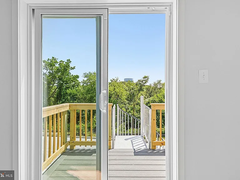 2534 Elvans Rd SE — Photo 30