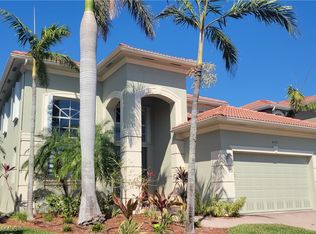 8497 Sumner Ave, Fort Myers, FL 33908