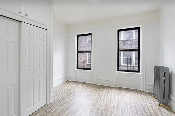 Sold by Esra Realty | media 6