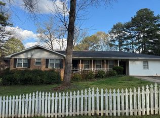 1311 White Oak St SE, Conyers, GA 30013