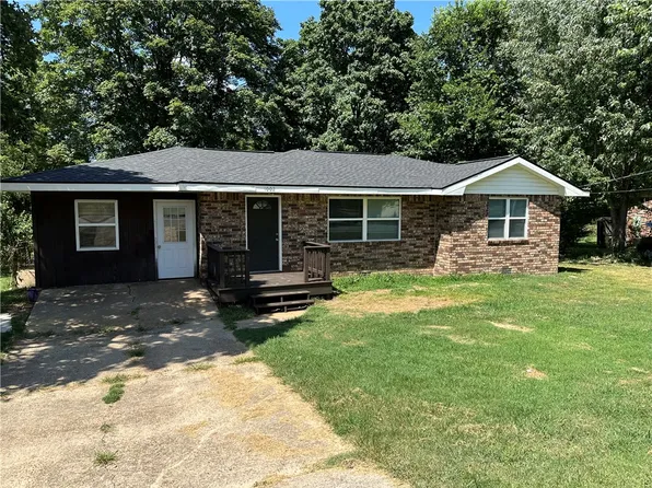 1002 Bobo Ave, Berryville, AR 72616