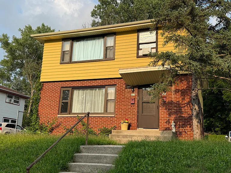 443 N Washington Ave — Photo 1