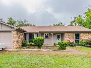 1125 Timbercreek Rd, Benbrook, TX 76126
