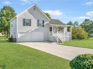 37 Rubie Ln SW, Cartersville, GA 30120