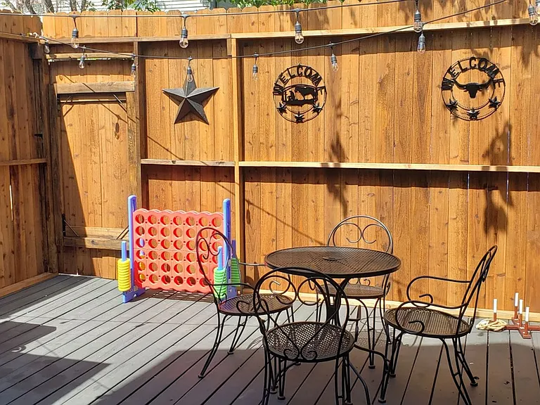 401 N Polk St — Photo 18