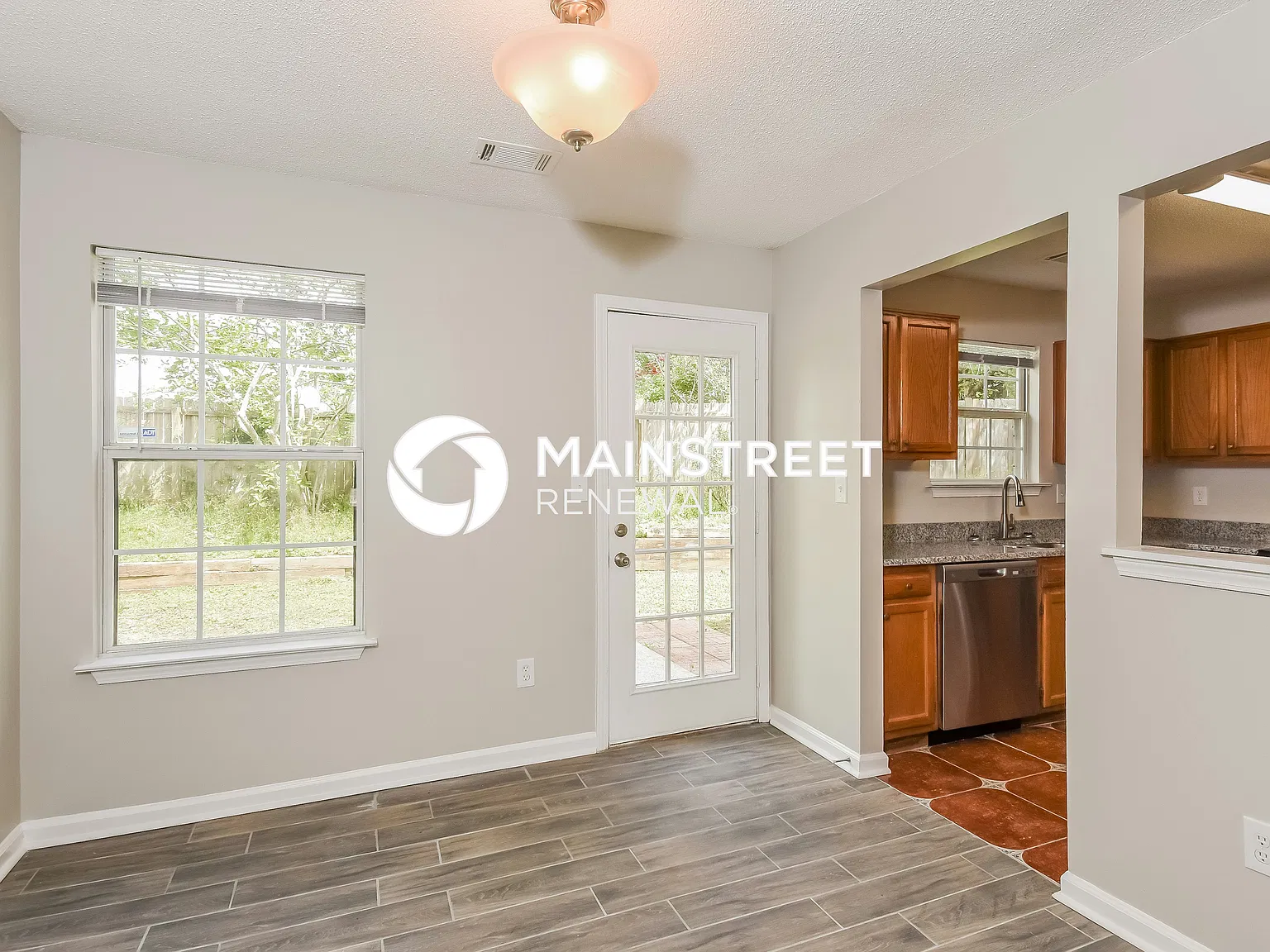 412 Windstream Dr SW — Photo 4