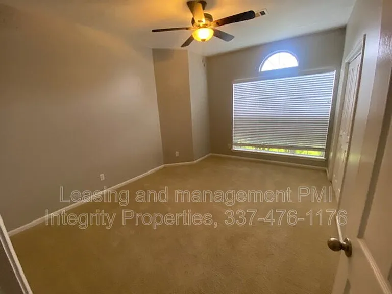 101 Seneca Cir — Photo 12