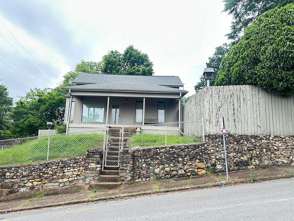 1st image of 101 Hartman St
