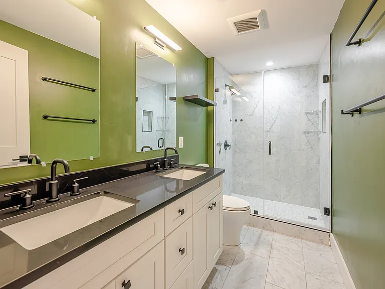 1658 K St NE #2 — Photo 12