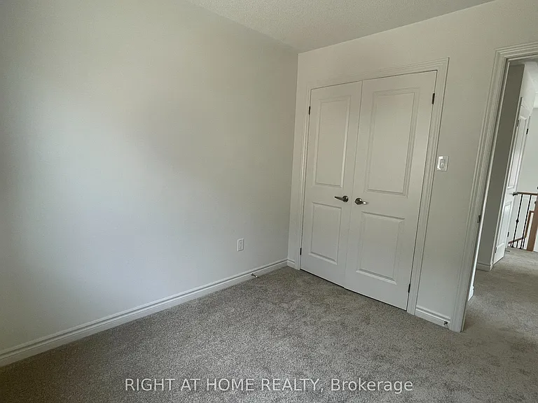 1054 Denton Dr — Photo 26