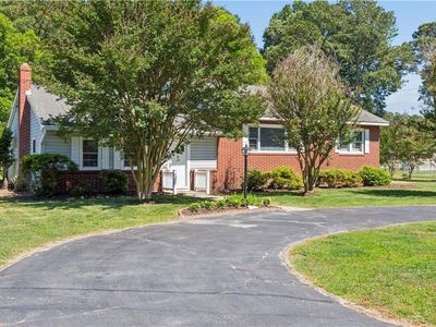 192 Emmaus Rd, Poquoson, VA, 23662