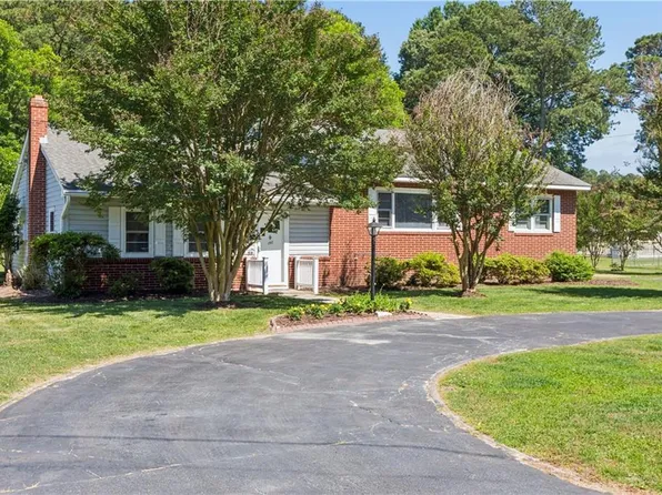 192 Emmaus Rd, Poquoson, VA 23662