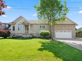 8028 Booth St, Niagara Falls, ON L2H 1E8