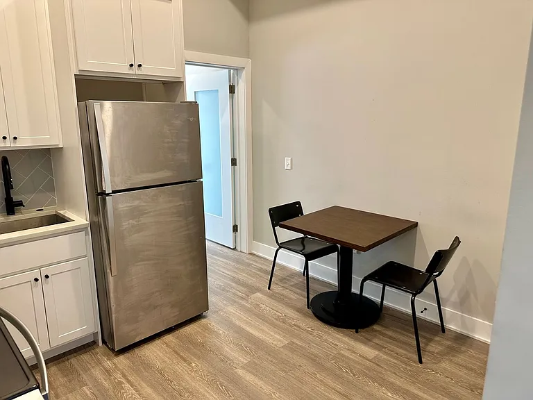 1310 N Broad St — Photo 8