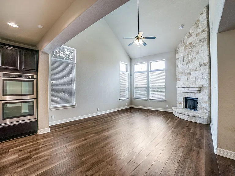 2514 Ladera Bnd — Photo 7