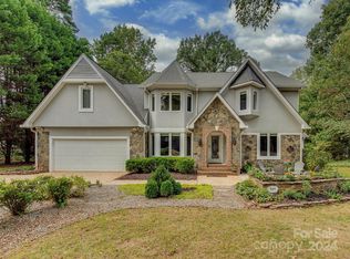 589 Stowe Rd, Belmont, NC 28012