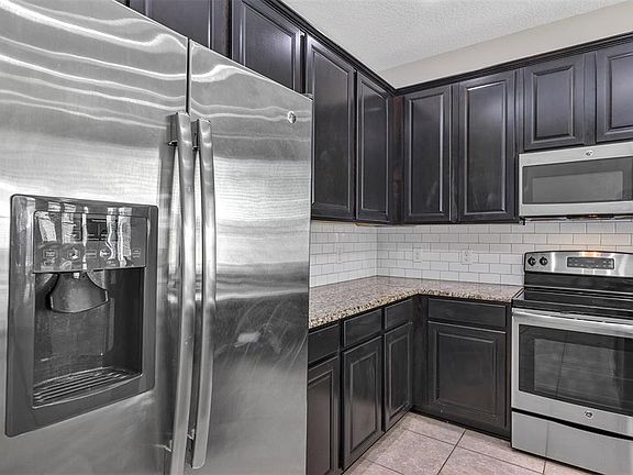 5th image of 7644 Ripplepointe Way
