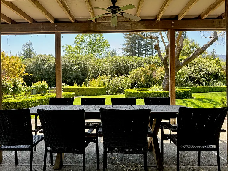 1701 Zinfandel Ln — Photo 25