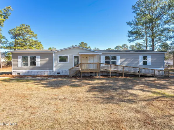110 Bay Harbor Court, Hampstead, NC 28443