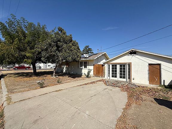 GARAGE CONV/STUDIO FULL BATH