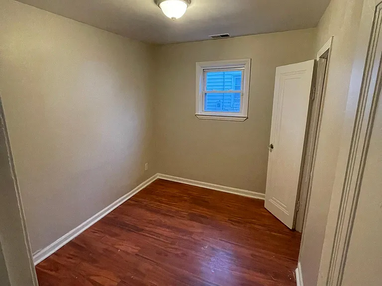 8419 Republic Ave — Photo 7