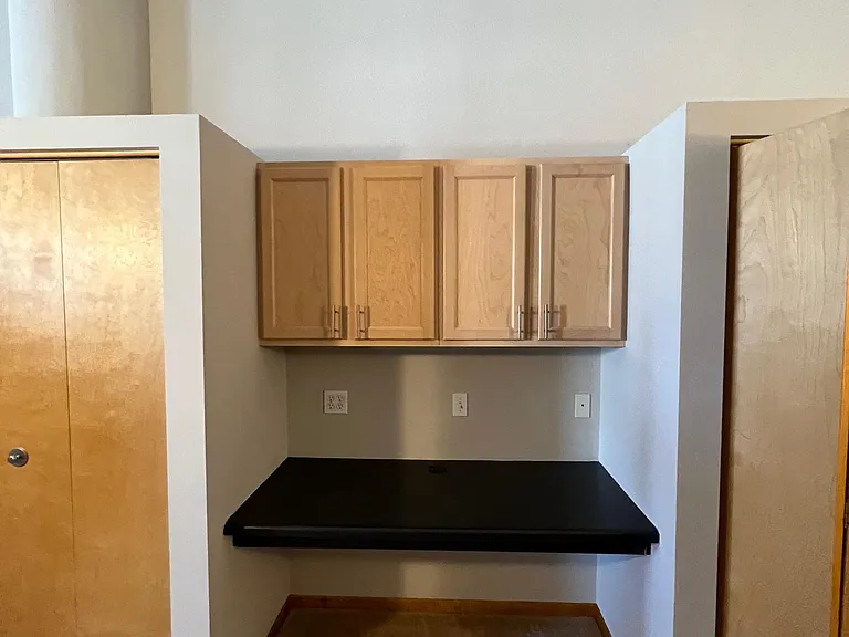 626 N Vel R Phillips Ave #819 — Photo 7