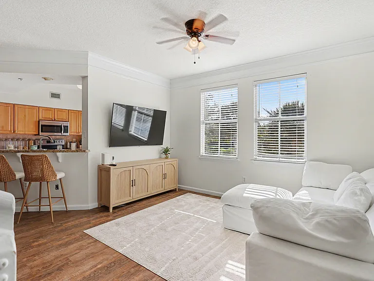 2044 Alta Meadows Ln #1809 — Photo 6