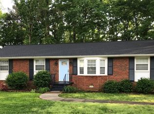 (Undisclosed Address), North Chesterfield, VA 23235