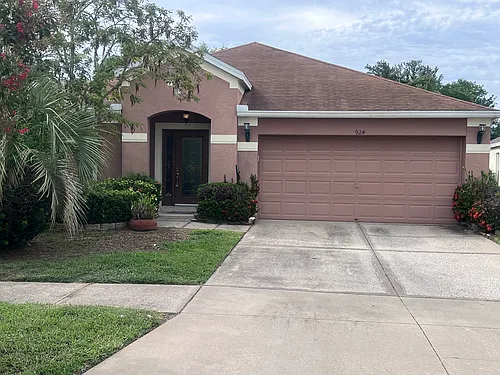 924 Ridge Haven Dr Photo 1