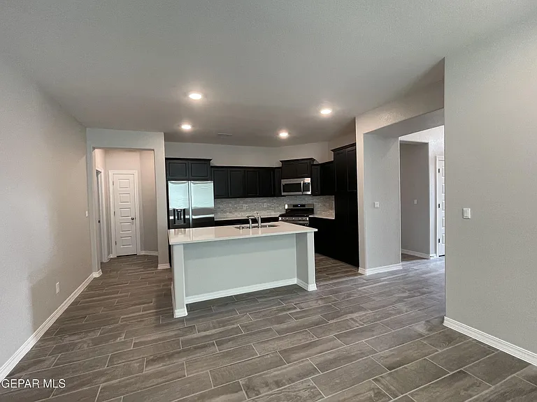 6009 Hidden Clove Ct — Photo 10