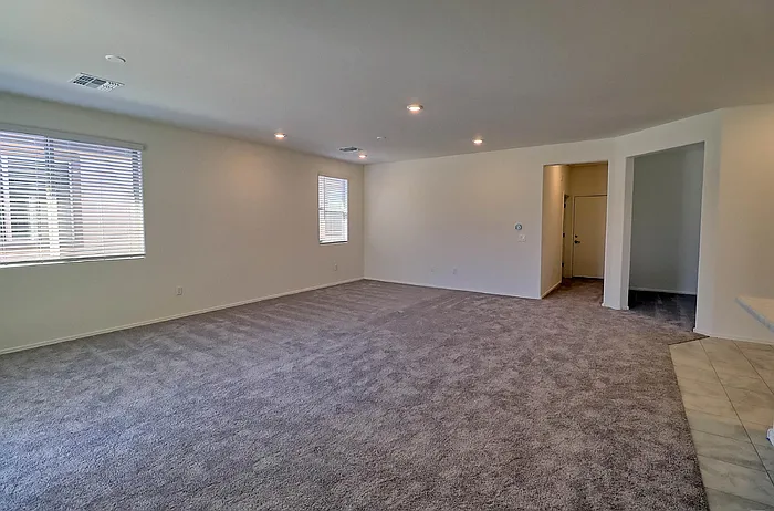 857 W Calle Tikal — Photo 4