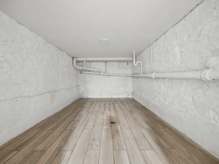 75 Bainbridge St #1A — Photo 16
