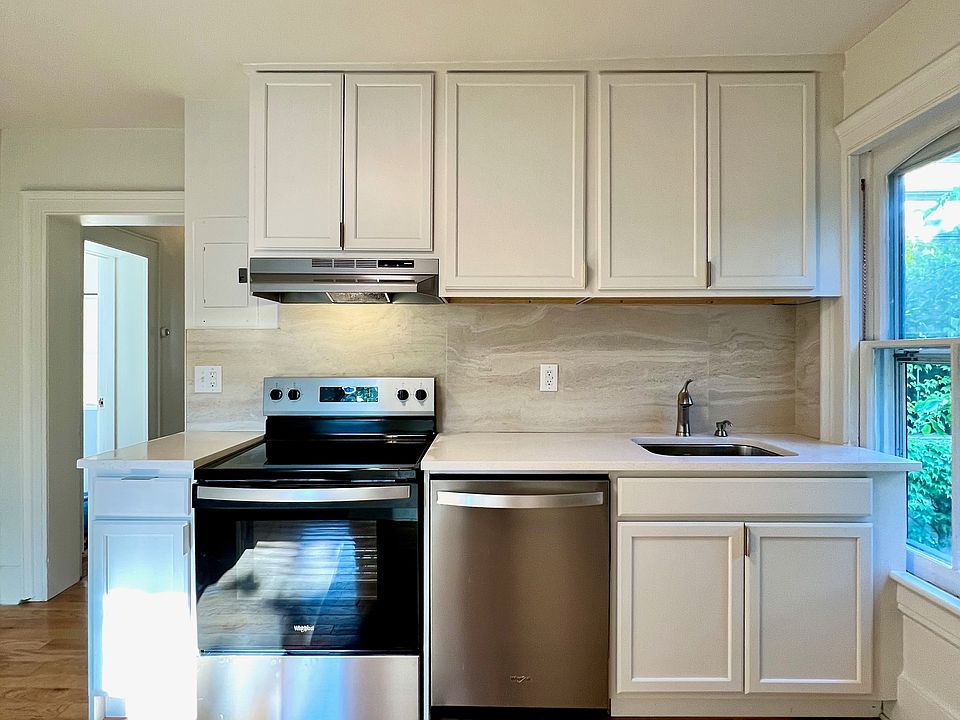 Limestone backsplash