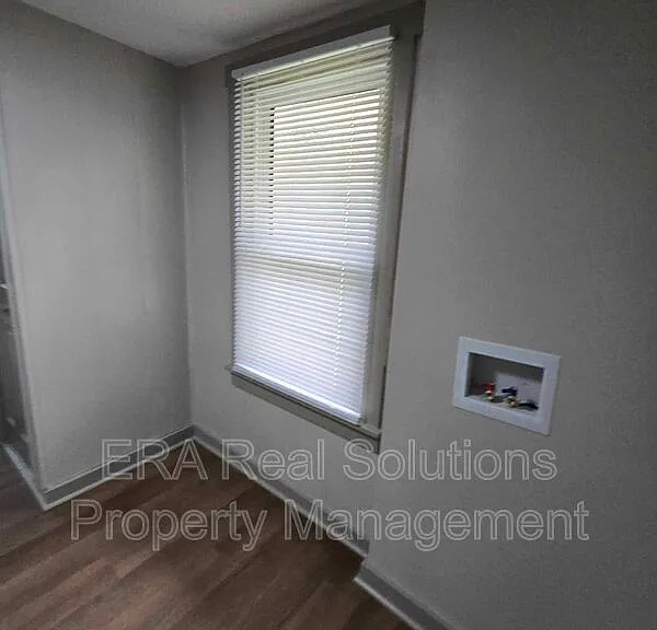 8 Highland Ave — Photo 8