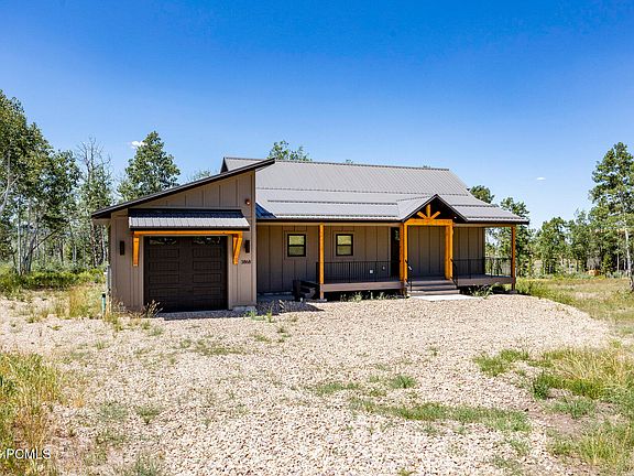 4th image of 3868 Aspen Cir