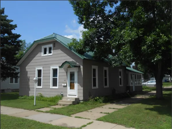 726 E Mark St, Winona, MN 55987