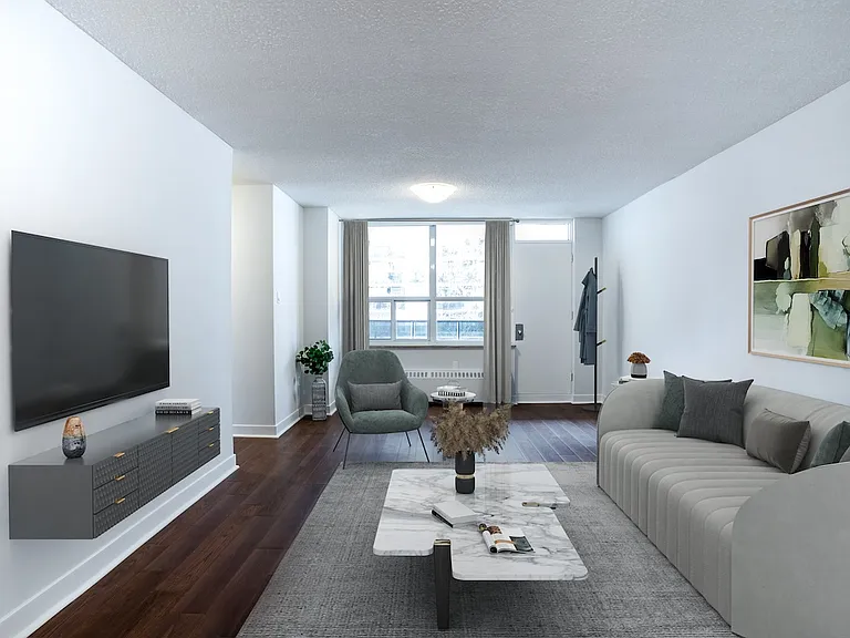141 Davisville Ave — Photo 8
