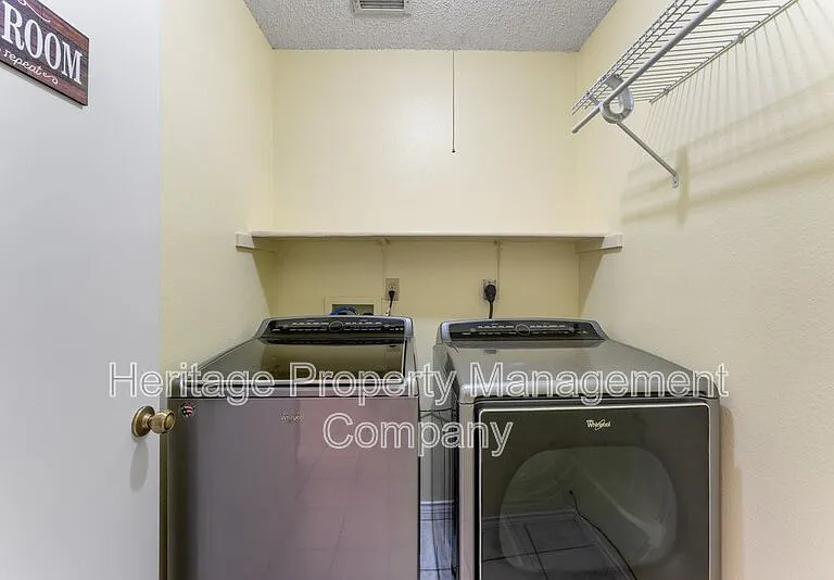 6863 Cypress Mist Dr — Photo 26