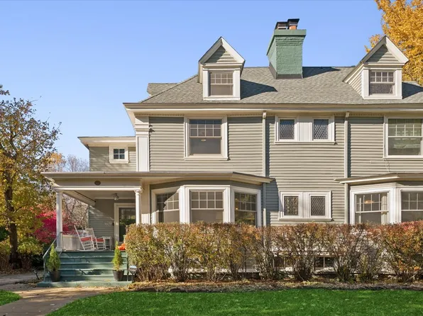 1570 Ashland Ave, Evanston, IL 60201