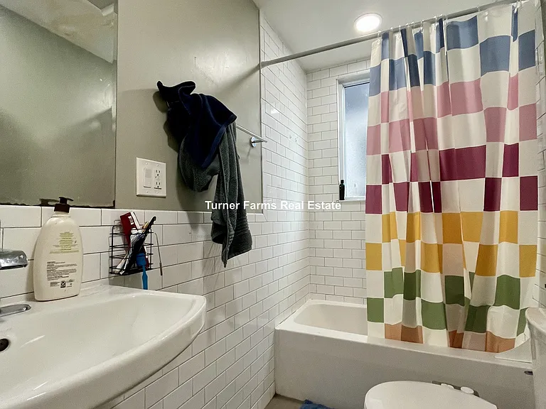23 Evergreen St #2L — Photo 21